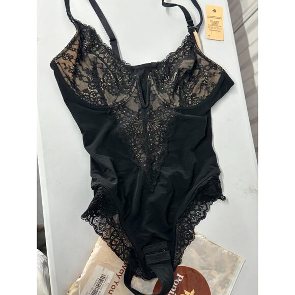Shapewear Lace Deep V-Neck Sculpting Thong Bodysuit - Picture 4 of 4
